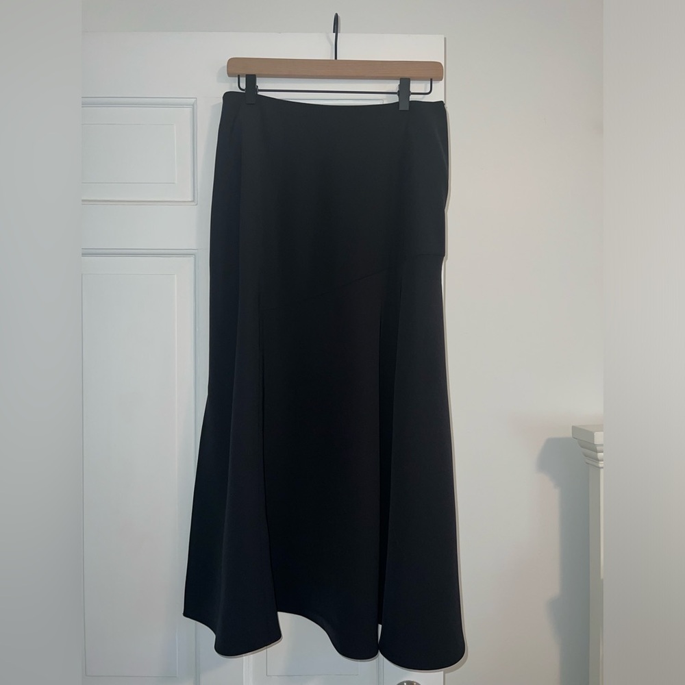 Uniqlo long black skirt